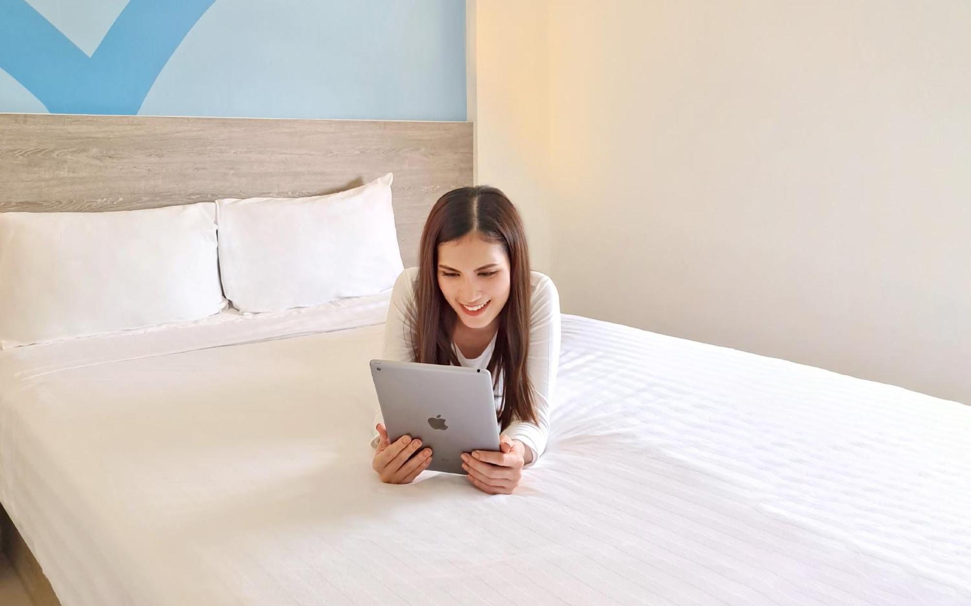 Hop Inn Hotel North Edsa 奎松市 外观 照片